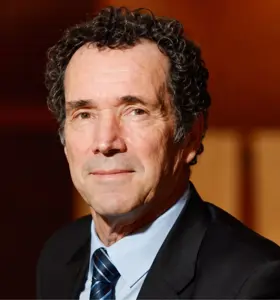 Christian Prouteau - 



Christian Prouteau partage son expérience du GIGN pour éclairer le leadership, la gestion de crise, la sécurité et la cohésion d’équipe.



