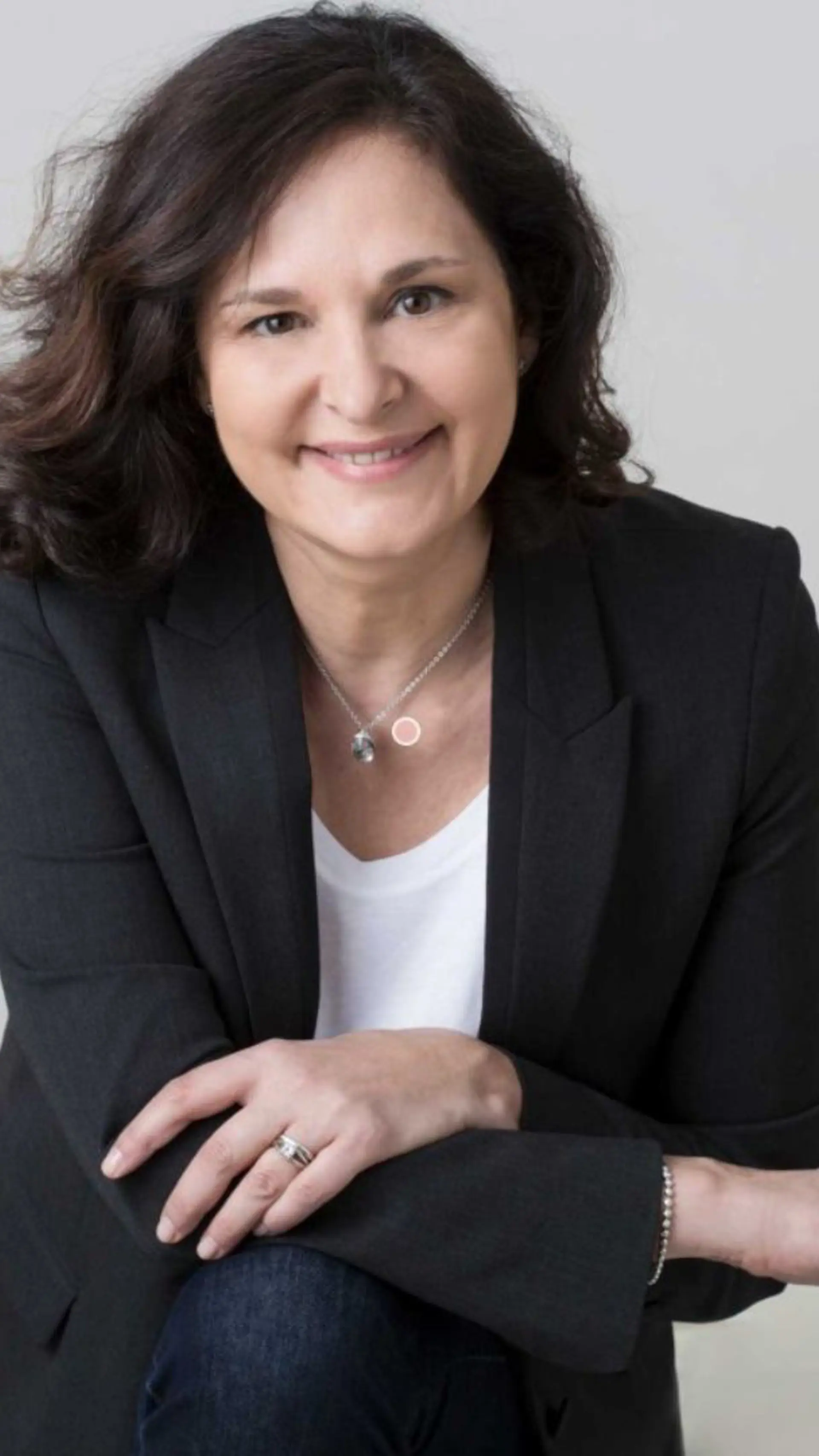 Elodie Loing - <p>Elodie Loing, conférencière spécialisée en leadership féminin, promeut l'inclusion et l'égalité des genres en entreprise. Elle inspire à travers des interventions qui encouragent l'autonomisation des femmes et la diversité dans les environnements professionnels.</p>