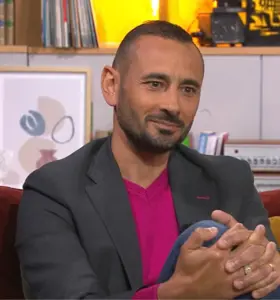Cédric Aubineau - Entrepreneur, auteur et conférencier, Cédric Aubineau transmet avec énergie des clés concrètes pour cultiver l’optimisme et la réussite.