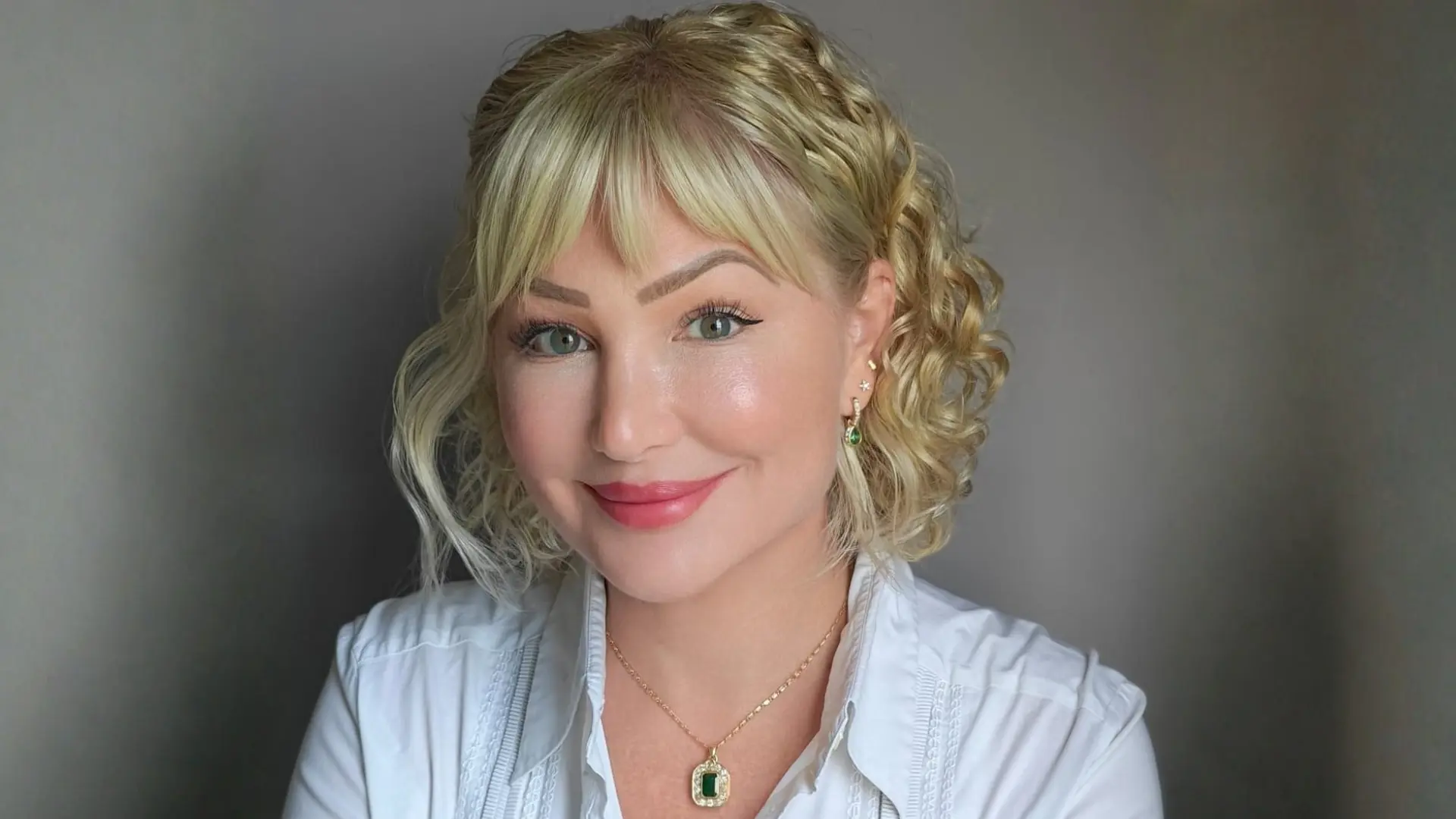Stéphanie Roels - <p>Stéphanie Roels décrypte les personnalités dangereuses au travail et donne aux dirigeants des outils concrets pour mieux agir.</p>