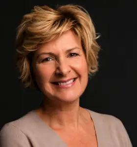 Christine Guinebretière - Christine Guinebretière accompagne les organisations avec des approches concrètes en innovation, leadership et cradle to cradle.