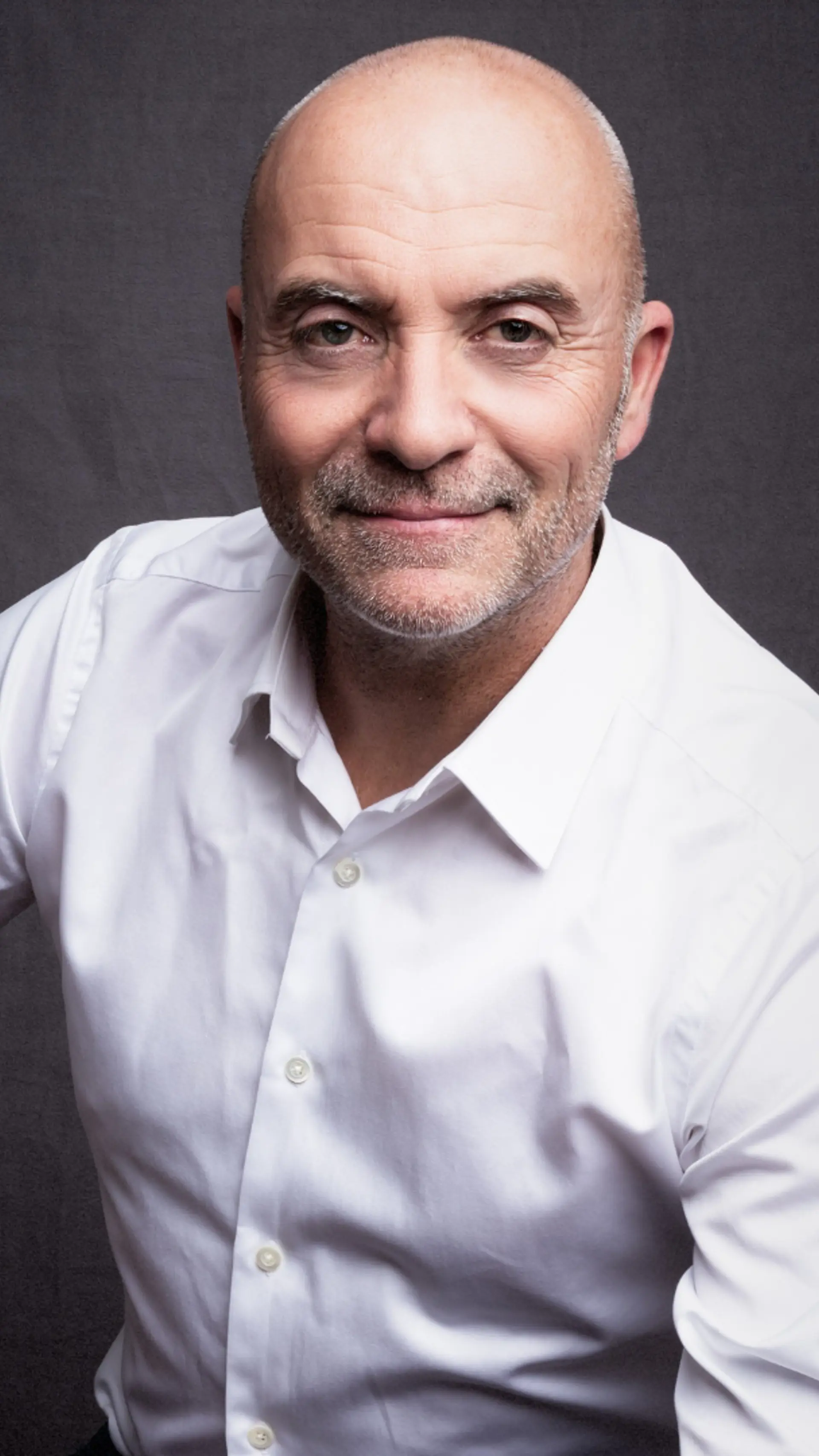 David Hornus - <p>David Hornus partage 25 ans d'expérience opérationnelle pour aider dirigeants et équipes à mieux décider, négocier et gérer les crises.</p>
