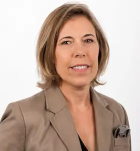 Catherine Abonnenc - 



Catherine Abonnenc accompagne dirigeants et équipes dans leurs transformations grâce à son expertise en leadership et conduite du changement.



