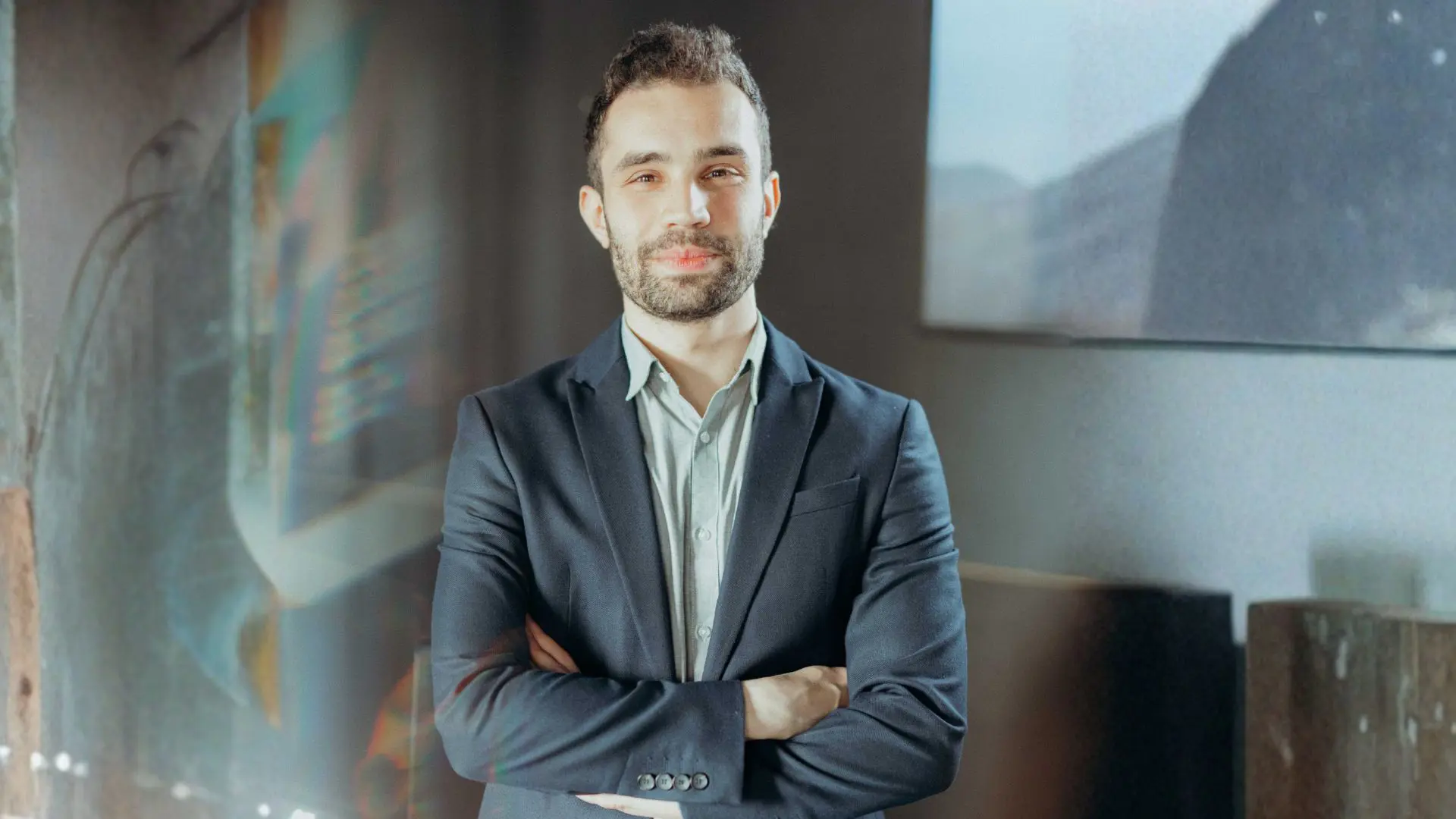 Ilian Moundib  - <p>Ilian Moundib aide organisations et territoires à anticiper les chocs climatiques et à construire des stratégies robustes et durables.</p>