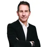 Laurent Barthélémy - <p>Laurent Barthélémy, conférencier expert en innovation et leadership, aide les entreprises à naviguer dans la transformation numérique en proposant des stratégies efficaces et inspirantes pour un management moderne et agile.</p>