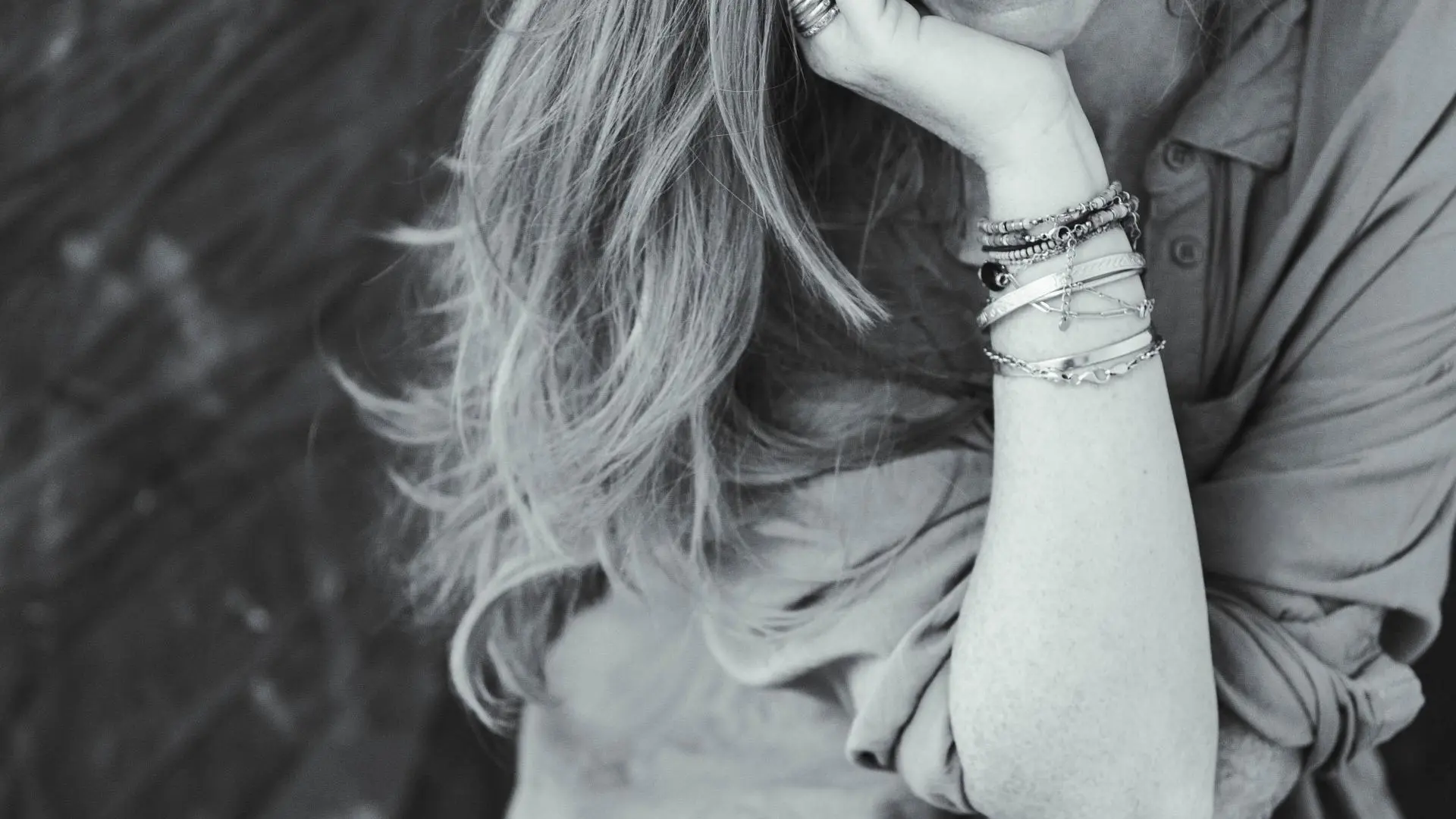 Camille Perlès - <p>Camille Perlès, conférencière spécialiste du bien-être au travail, met la psychologie positive et les<br>neurosciences du bonheur au service des organisations et des publics en quête de sens, d’élan et<br>d’équilibre.</p>