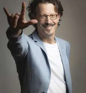 Albert Meige - Entrepreneur, auteur et expert des technologies émergentes, Albert Meige aide les organisations à anticiper les transformations de demain.