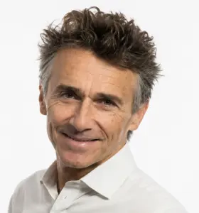 Brice Auckenthaler - 



Brice Auckenthaler aide les entreprises à anticiper les tendances, stimuler la créativité et faire de l’innovation un moteur de croissance.








