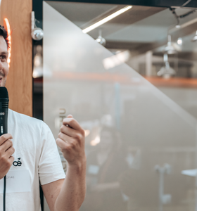 Thomas Lemasle - Entrepreneur engagé et cofondateur d'Oé, Thomas Lemasle partage une vision concrète d'une entreprise performante au service du bien commun.