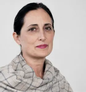Corinne Isnard-Bagnis - Corinne Isnard-Bagnis partage des clés concrètes issues de la médecine et de la méditation pour mieux gérer le stress et renforcer sa résilience.