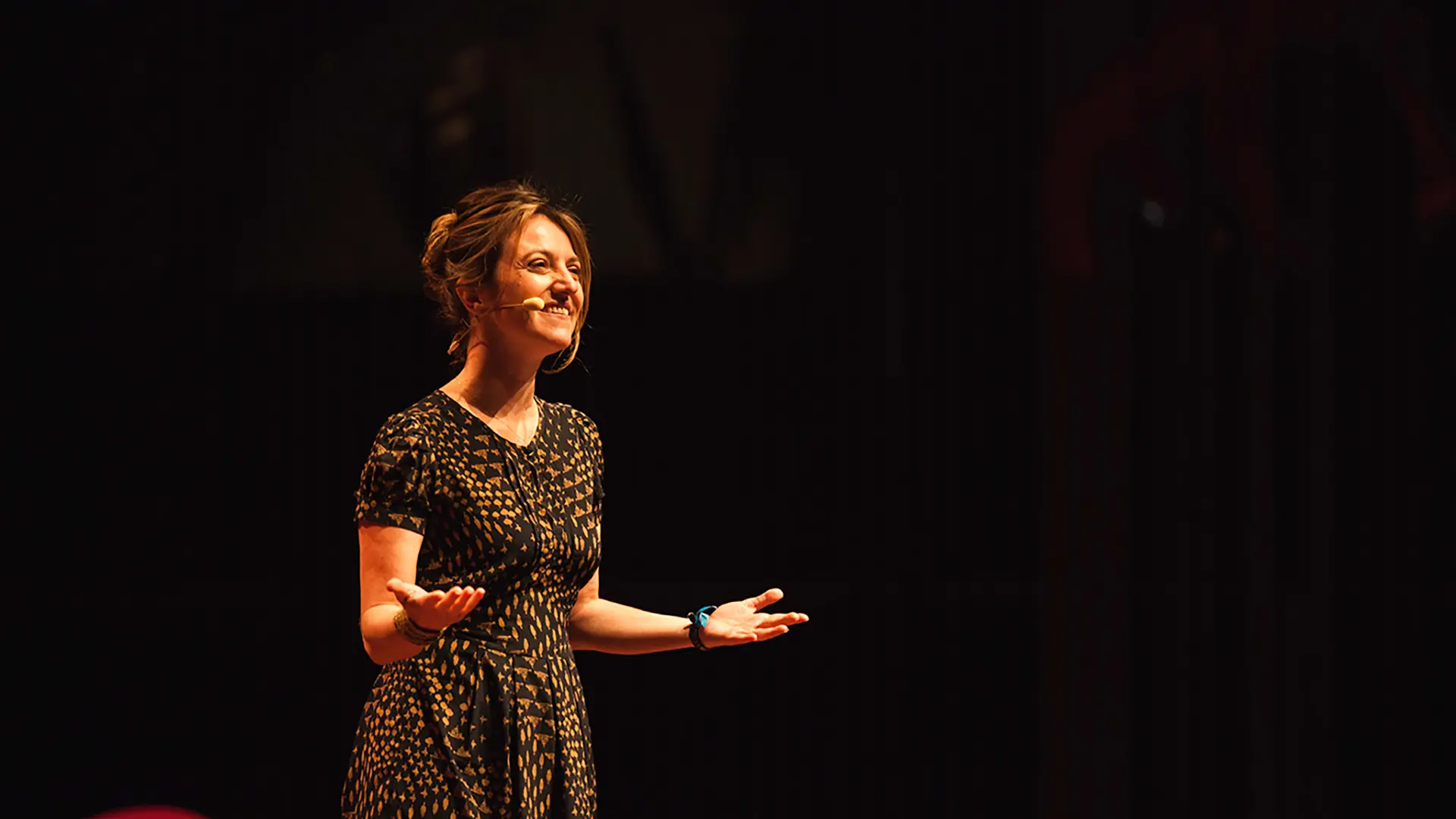 Aurélie Salvaire - <p>Experte internationale du leadership inclusif, Aurélie Salvaire accompagne les dirigeants à transformer leurs organisations avec impact.</p>