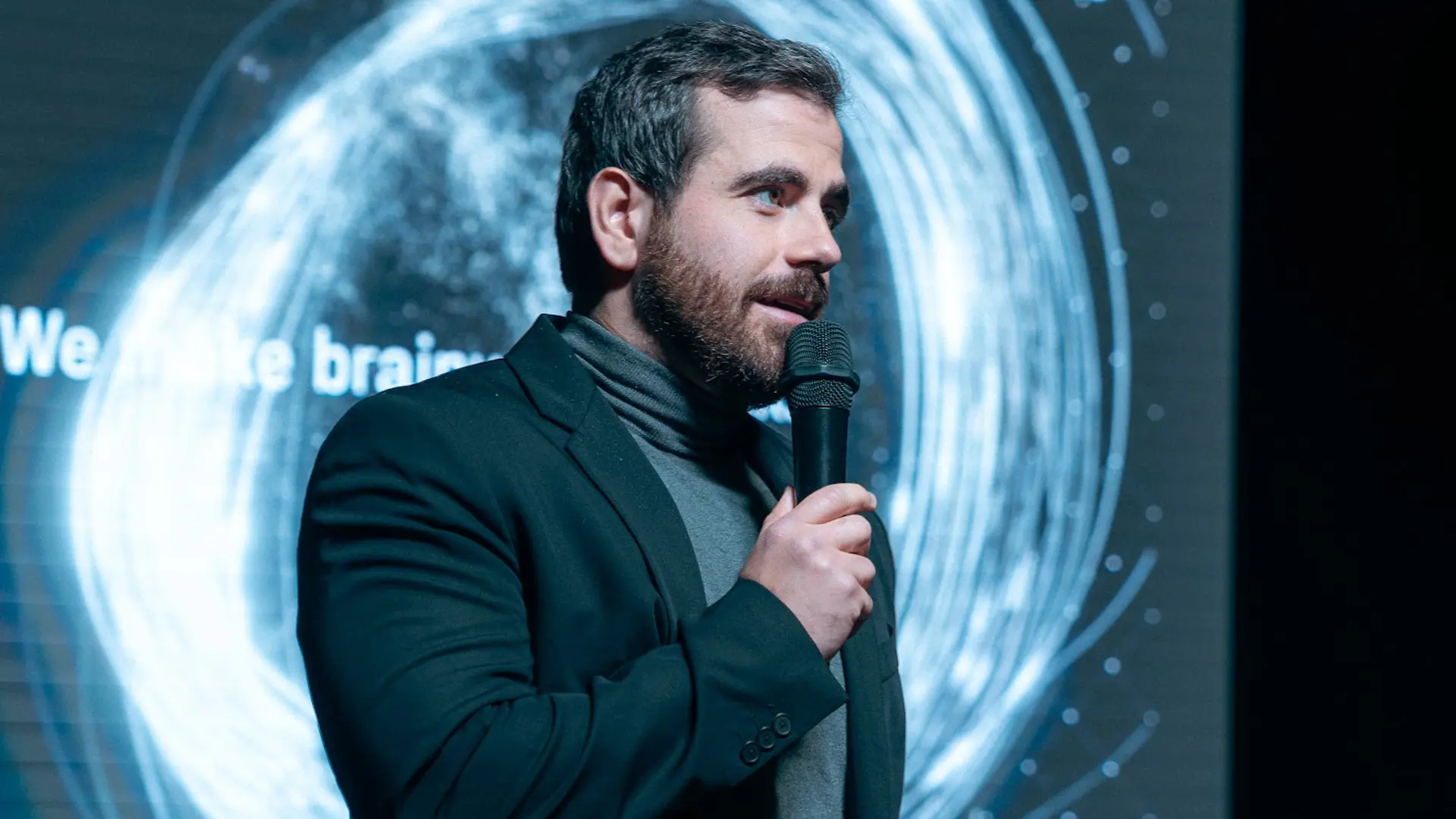 Douglas Moreau - <p>Douglas Moreau est conférencier IA, stratégiste et président du Club 2039, un réseau privé réunissant dirigeants et décideurs autour des grandes transformations technologiques.</p>