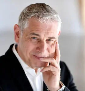 Cyrille Boureau - DRH, coach certifié et expert du harcèlement moral, Cyrille Boureau aide les dirigeants à construire un management plus humain et performant.