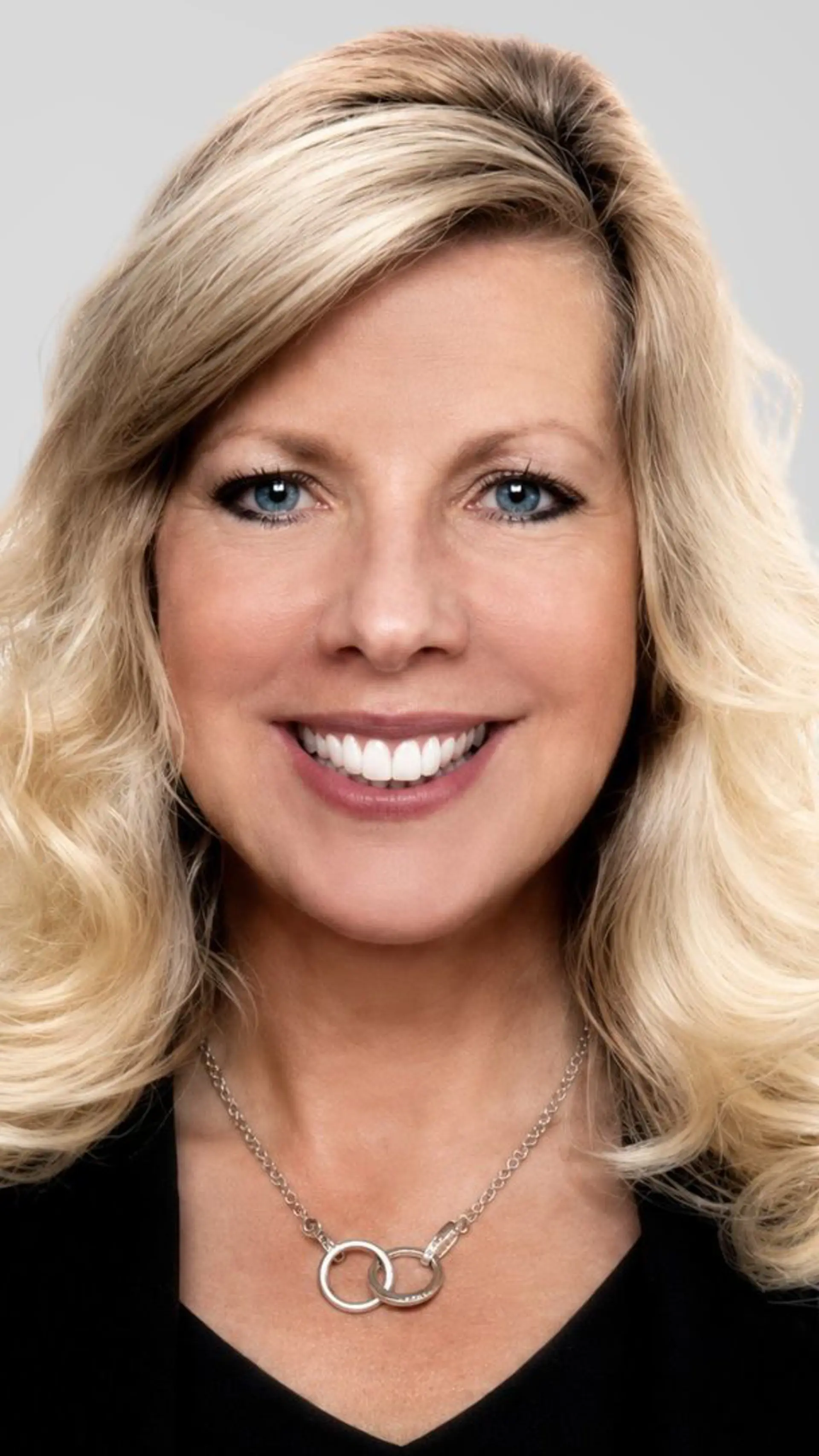 Annika Månsson - <p>Annika Månsson inspire les entreprises à renforcer le bien-être, l'engagement et la performance grâce à un leadership positif.</p>